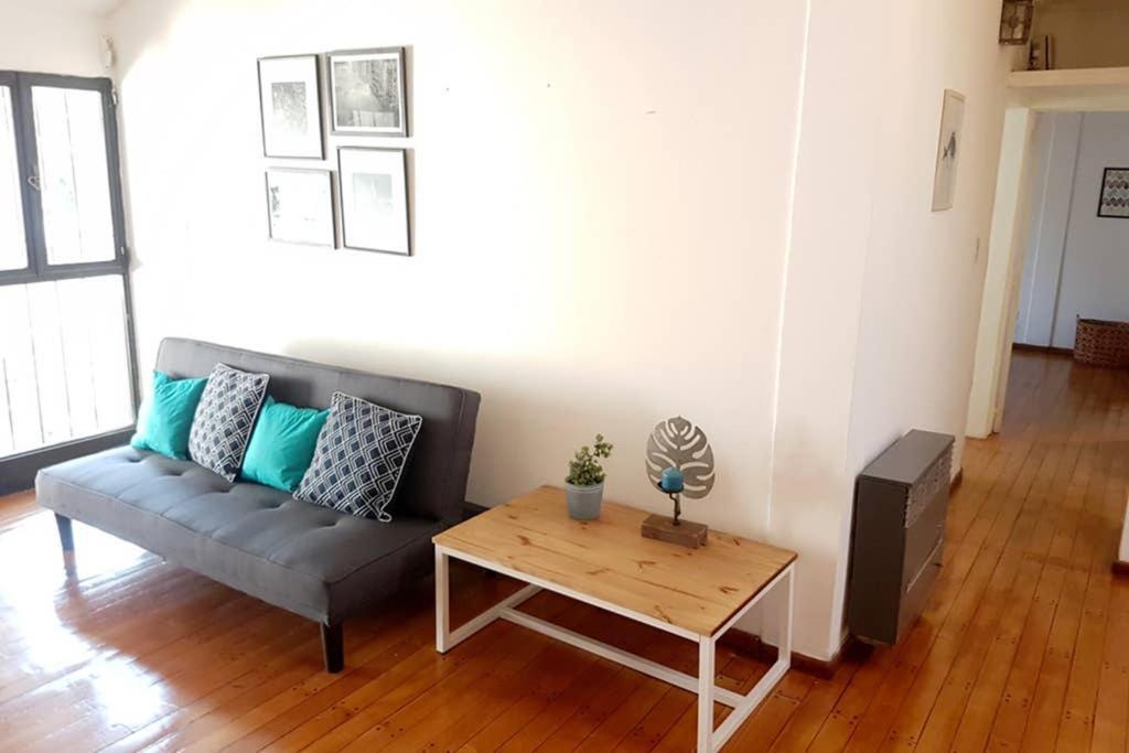 Big Beautiful House With Garden In 5Ta Seccion Neighbourhood Βίλα Μεντόζα Εξωτερικό φωτογραφία